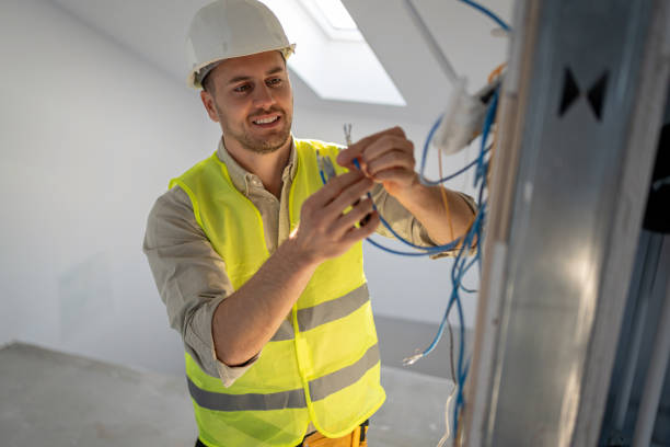  Oquawka, IL Electrician Pros